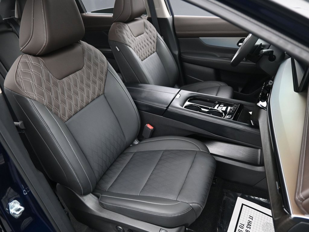 Used 2025 Nissan Murano Platinum w/ Cargo Package image 36