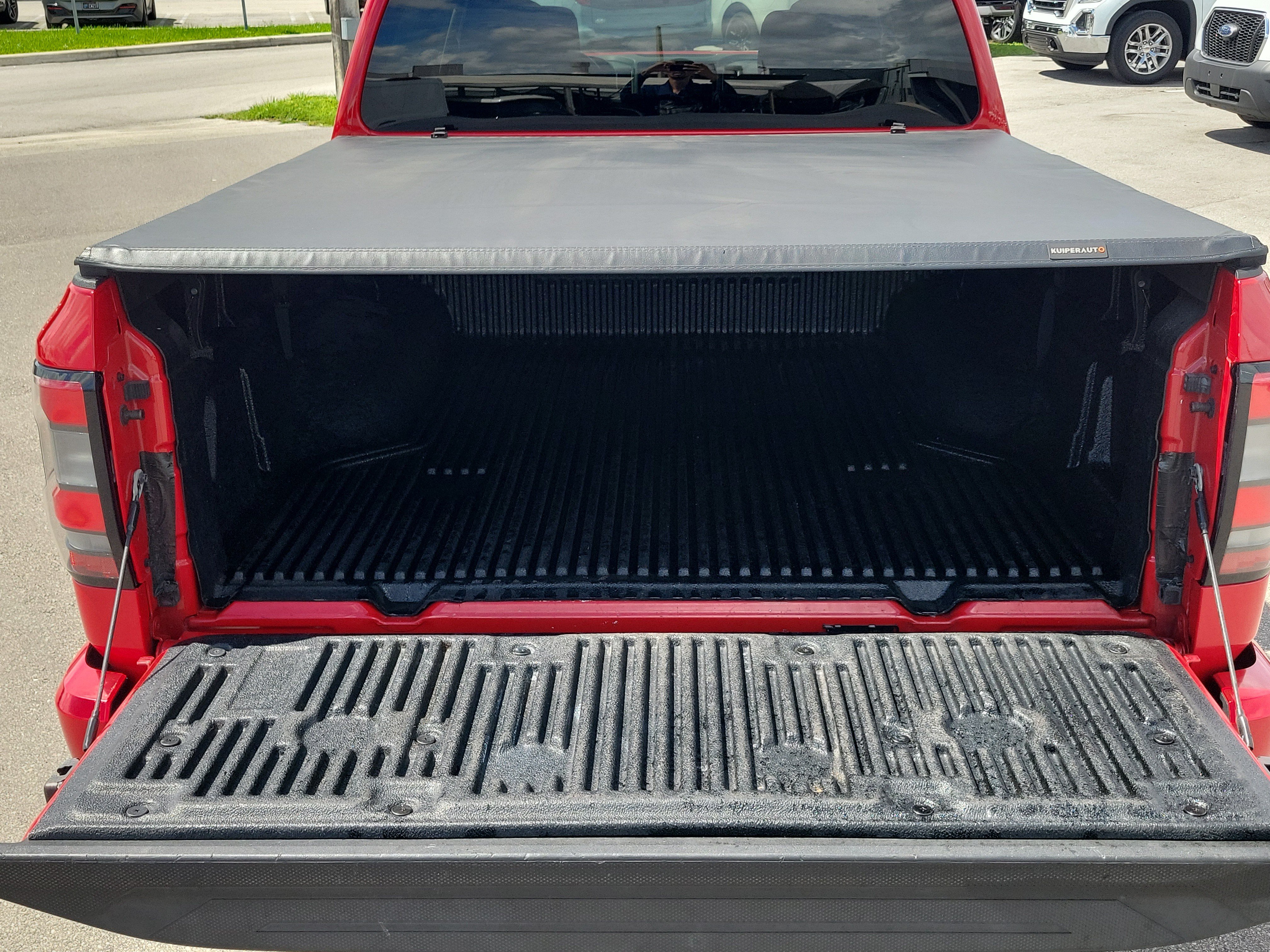 Used 2023 Nissan Frontier SV AWD/4WD image 13