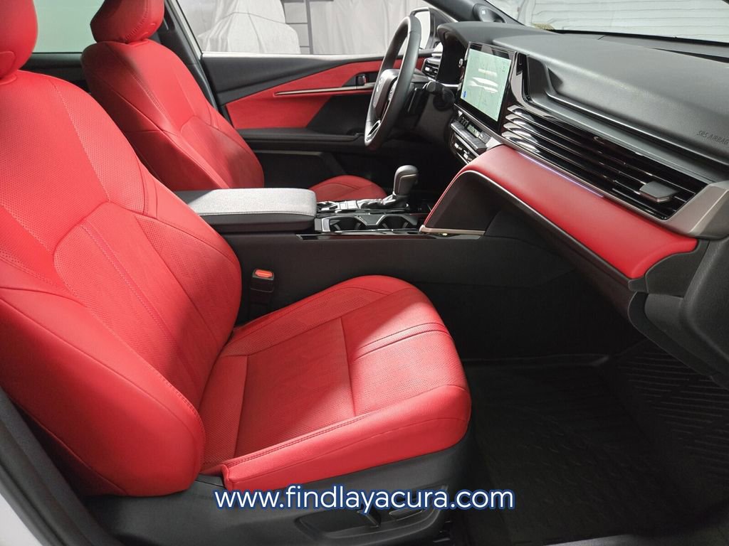 Used 2025 Toyota Camry XSE image 19