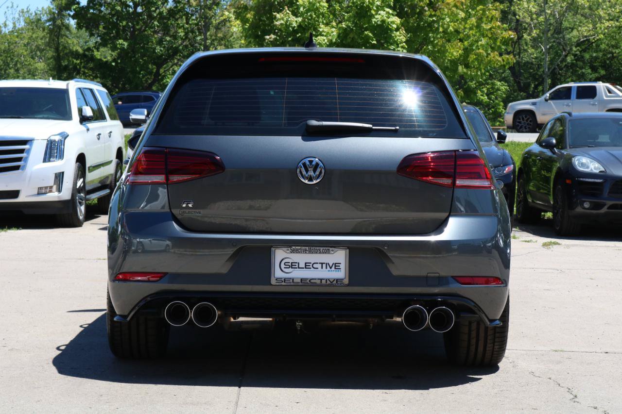 Used 2019 Volkswagen Golf 4-Door AWD/4WD image 14