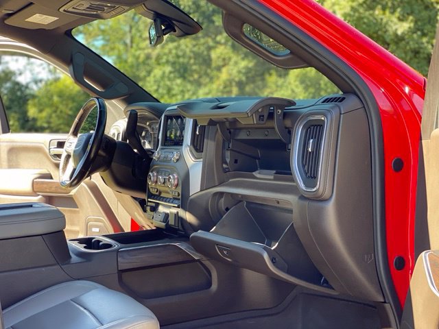 Used 2019 GMC Sierra 1500 SLT w/ SLT Premium Plus Package AWD/4WD image 28