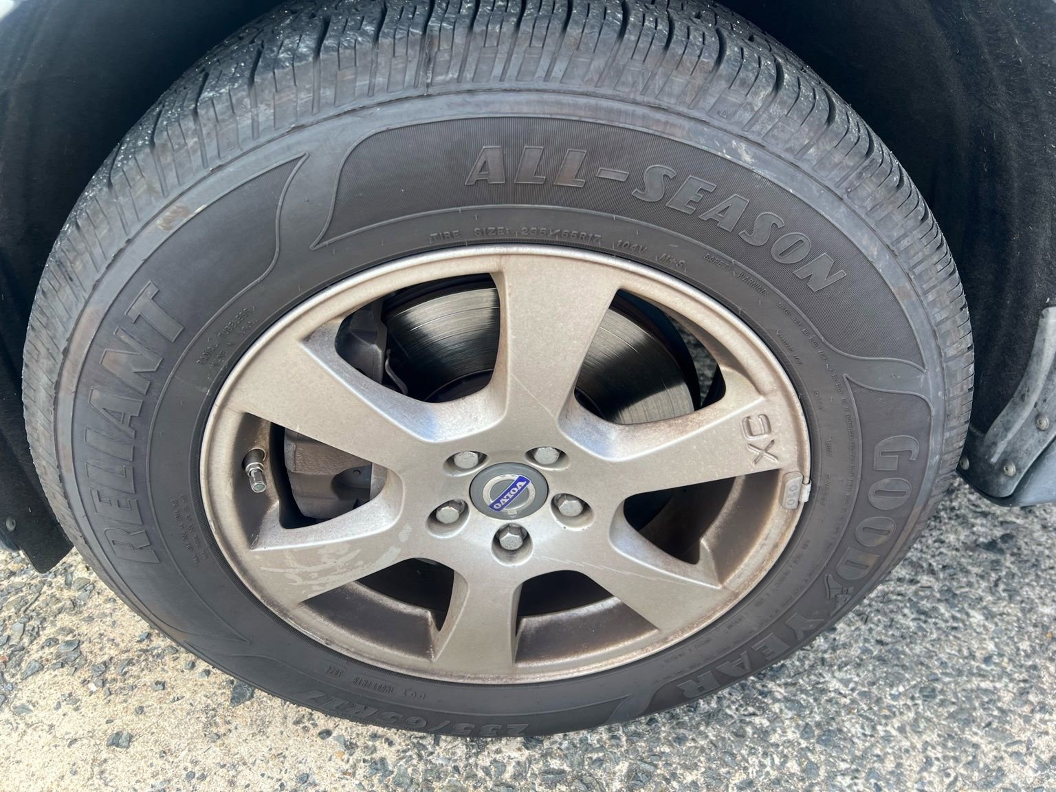 Used 2011 Volvo XC60 3.2 R-Design image 38