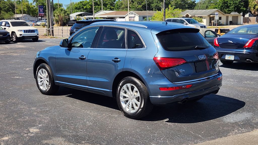 Used 2016 Audi Q5 2.0T Premium Plus w/ Technology Package AWD/4WD image 4