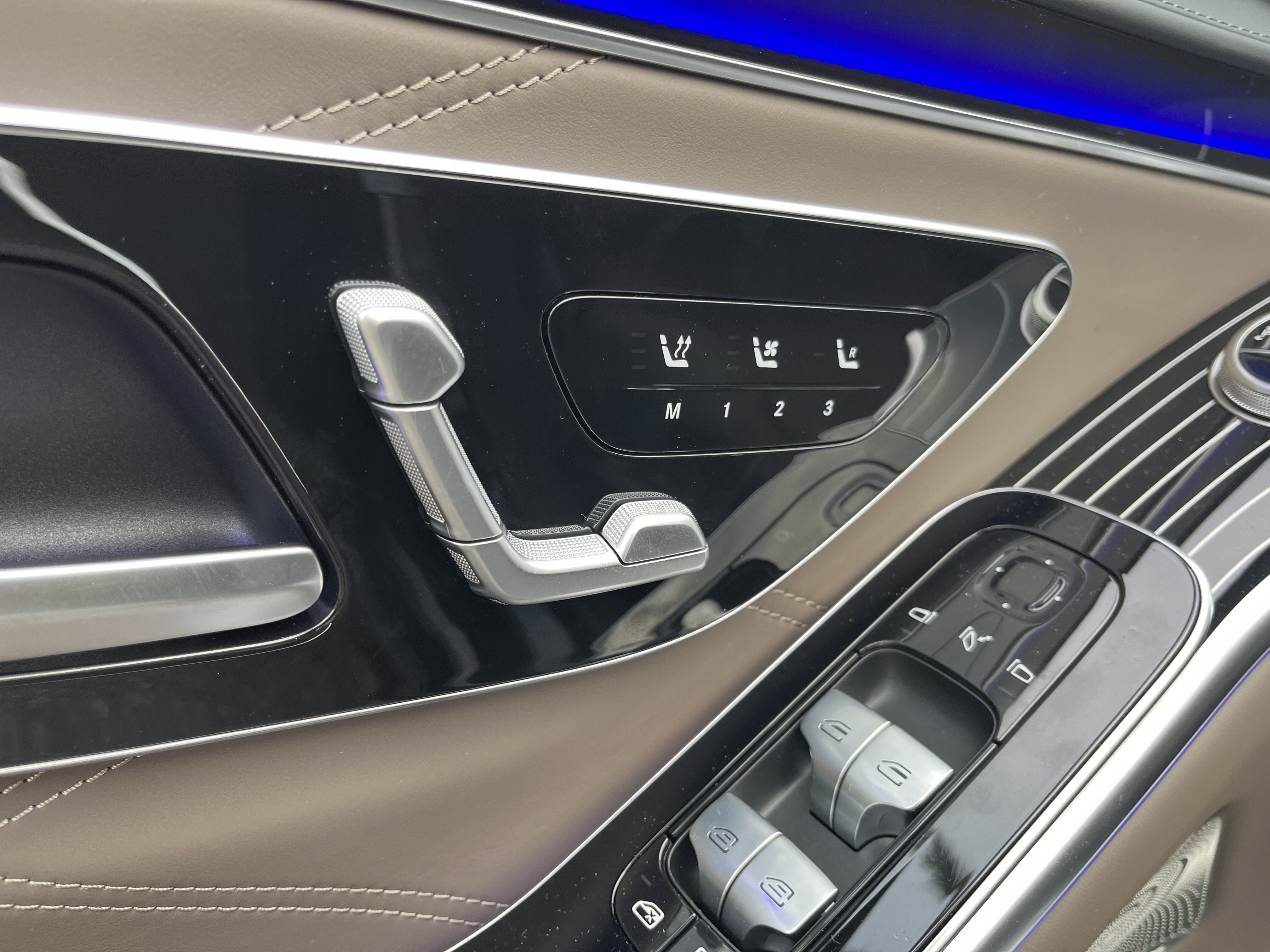 New 2026 Mercedes-Benz Maybach S 580 4MATIC image 14