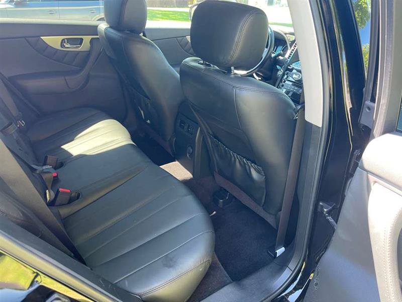 Used 2012 INFINITI FX35 AWD w/ Premium Pkg image 31