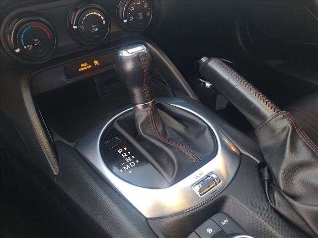 Used 2017 MAZDA MX-5 Miata Club image 13