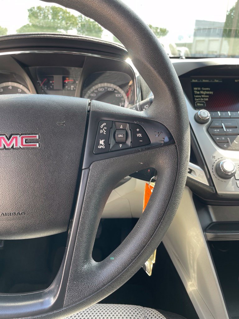 Used 2017 GMC Terrain SLE FWD image 13