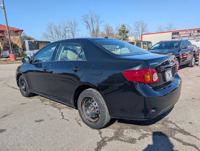 Used 2010 Toyota Corolla image 4