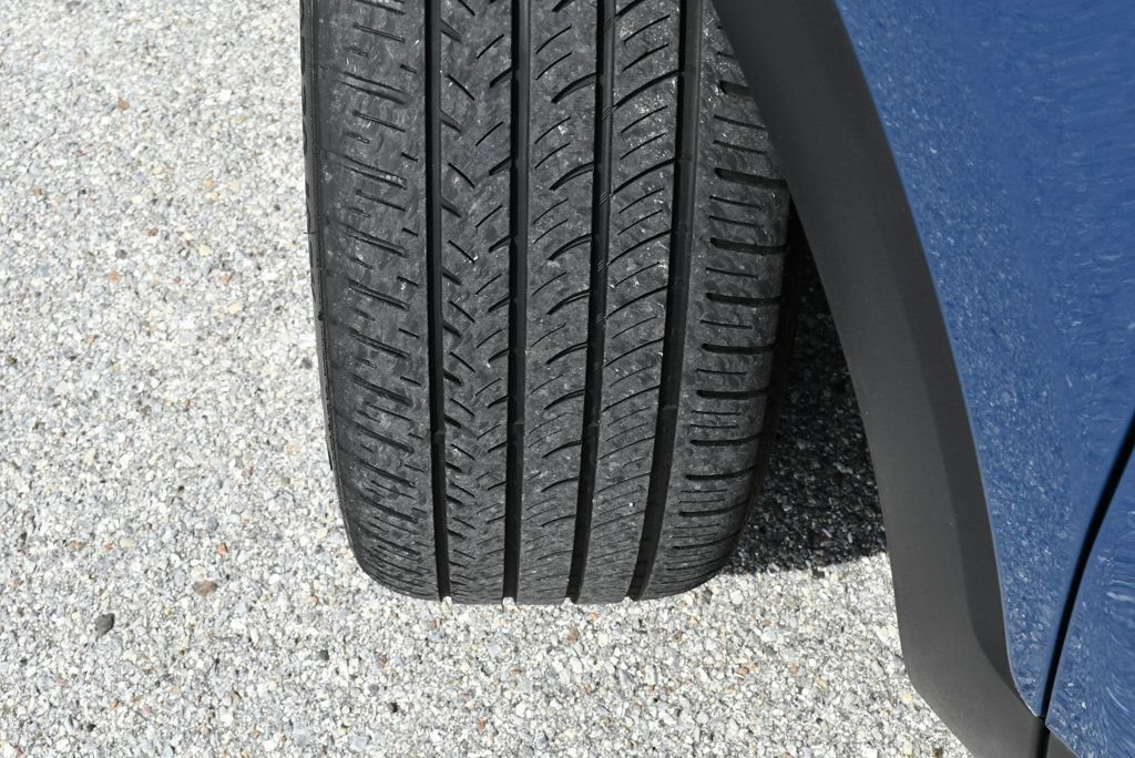 Used 2023 Kia Telluride EX FWD image 61