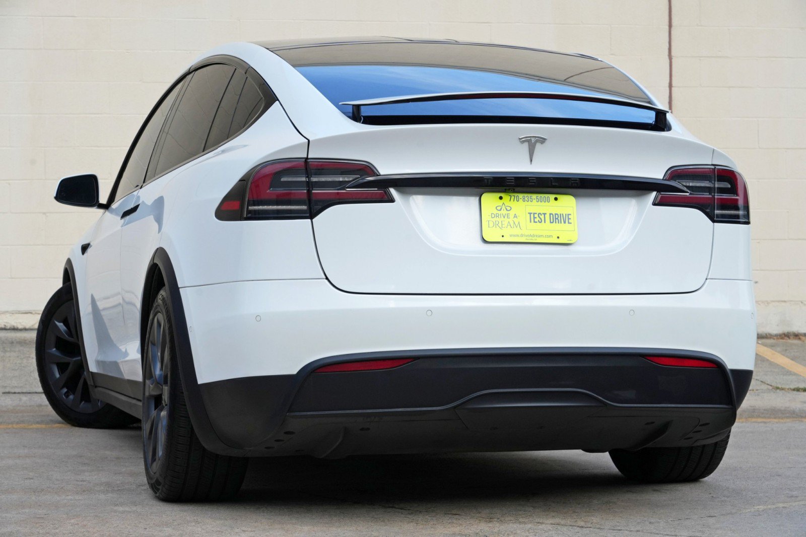Used 2022 Tesla Model X AWD/4WD image 6