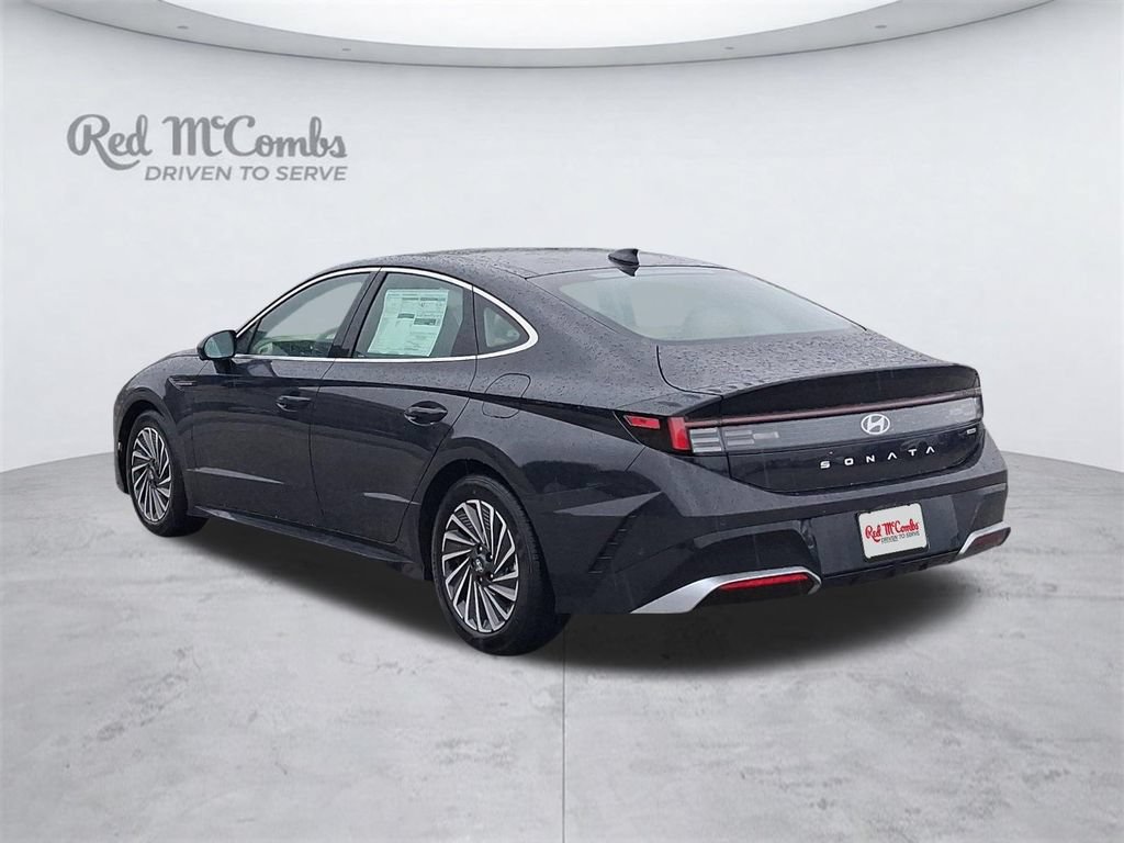 New 2026 Hyundai Sonata Limited FWD image 3