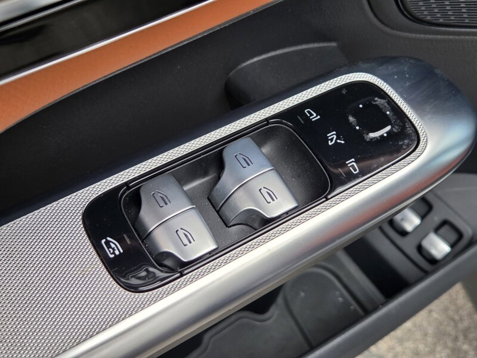 Certified 2025 Mercedes-Benz GLC 350e 4MATIC image 25