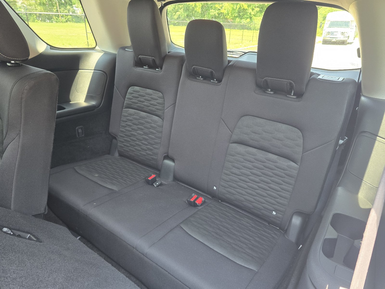 Certified 2025 Nissan Pathfinder SV FWD image 11