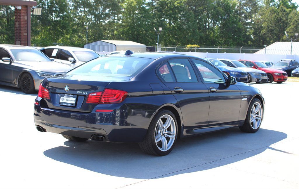 Used 2011 BMW 550i Sedan RWD image 7