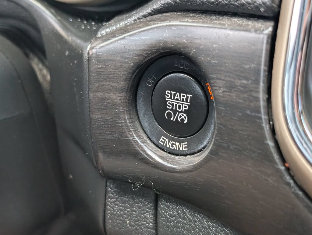 Used 2014 Jeep Grand Cherokee Laredo RWD image 16