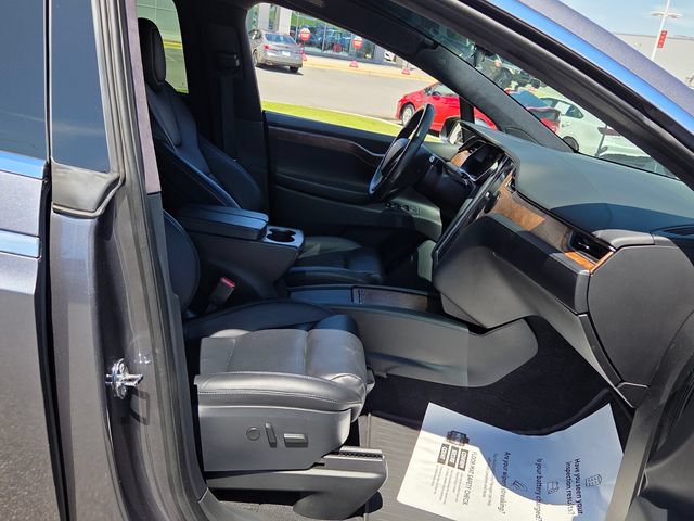 Used 2021 Tesla Model X Long Range AWD/4WD image 16