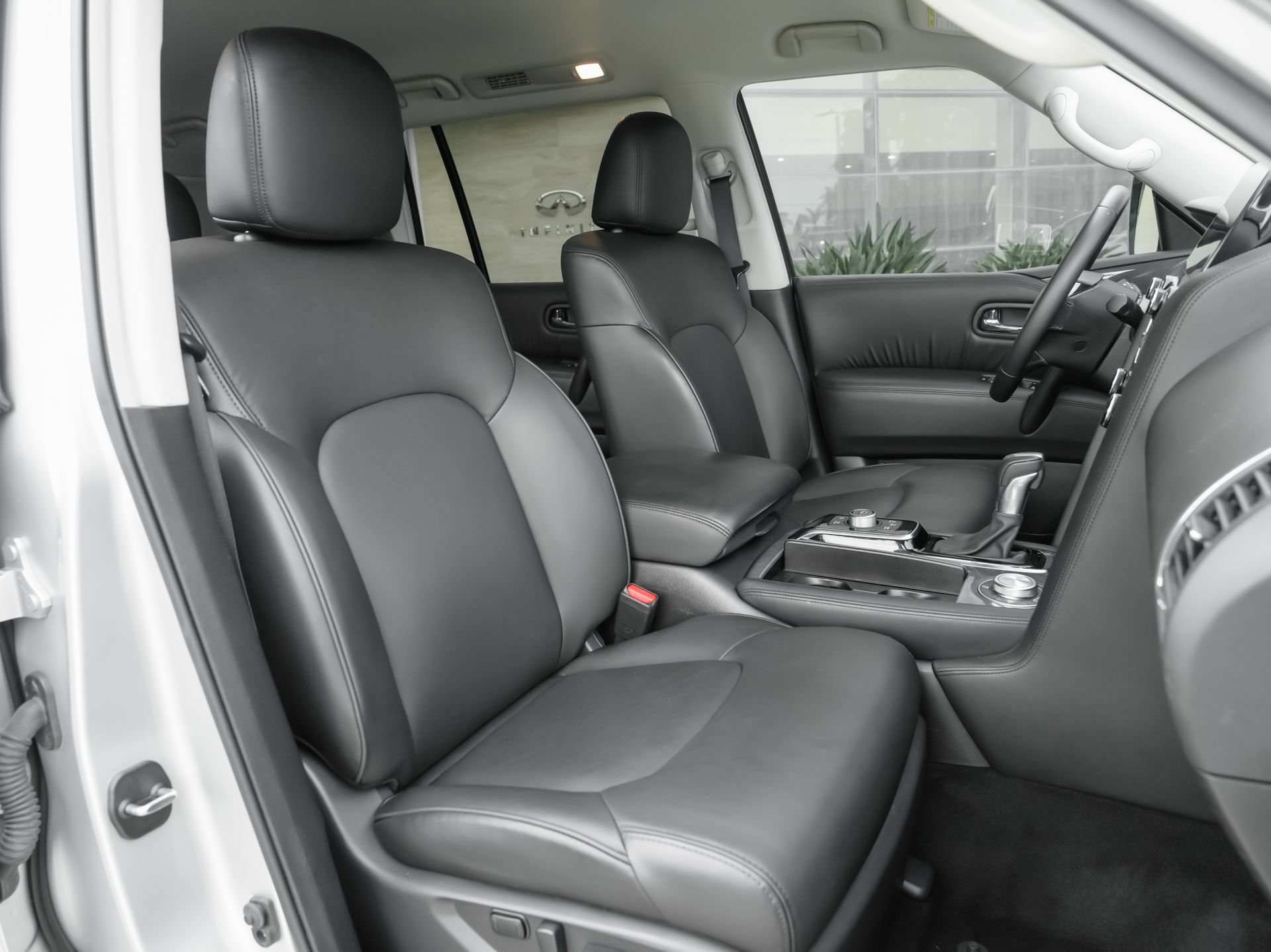 Used 2023 Nissan Armada SV w/ Cargo Package AWD/4WD image 41