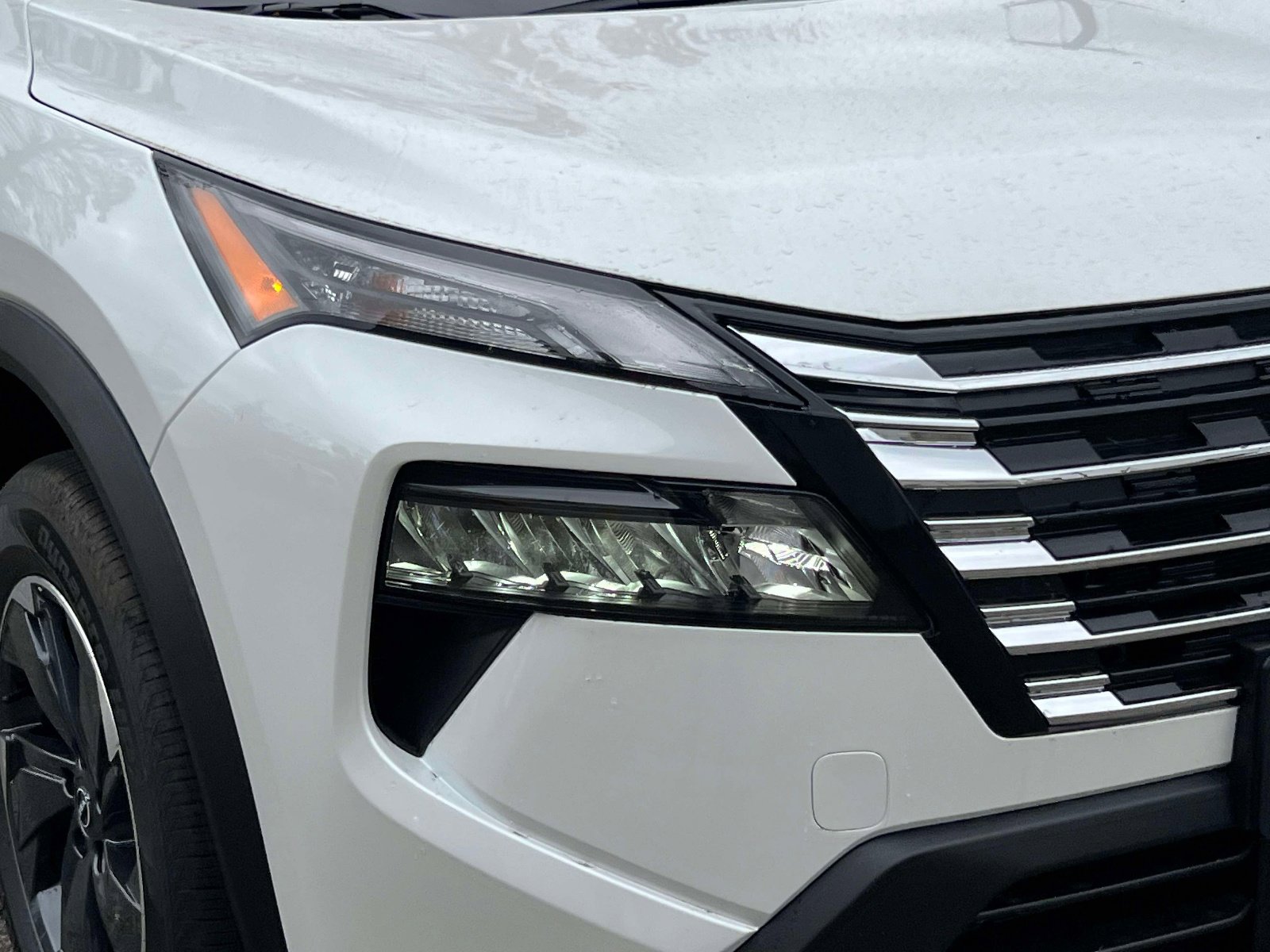 Used 2026 Nissan Rogue SV image 8