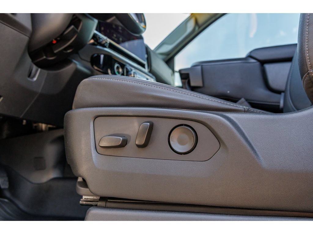 Used 2022 GMC Sierra 1500 SLT AWD/4WD image 16