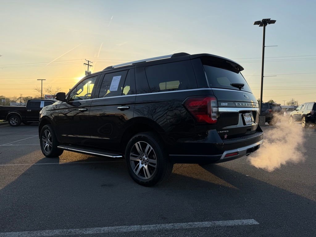 Used 2023 Ford Expedition Limited image 5