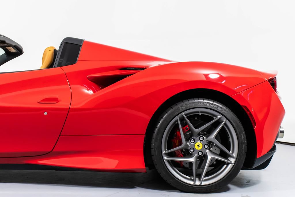 Certified 2023 Ferrari F8 Tributo RWD image 27