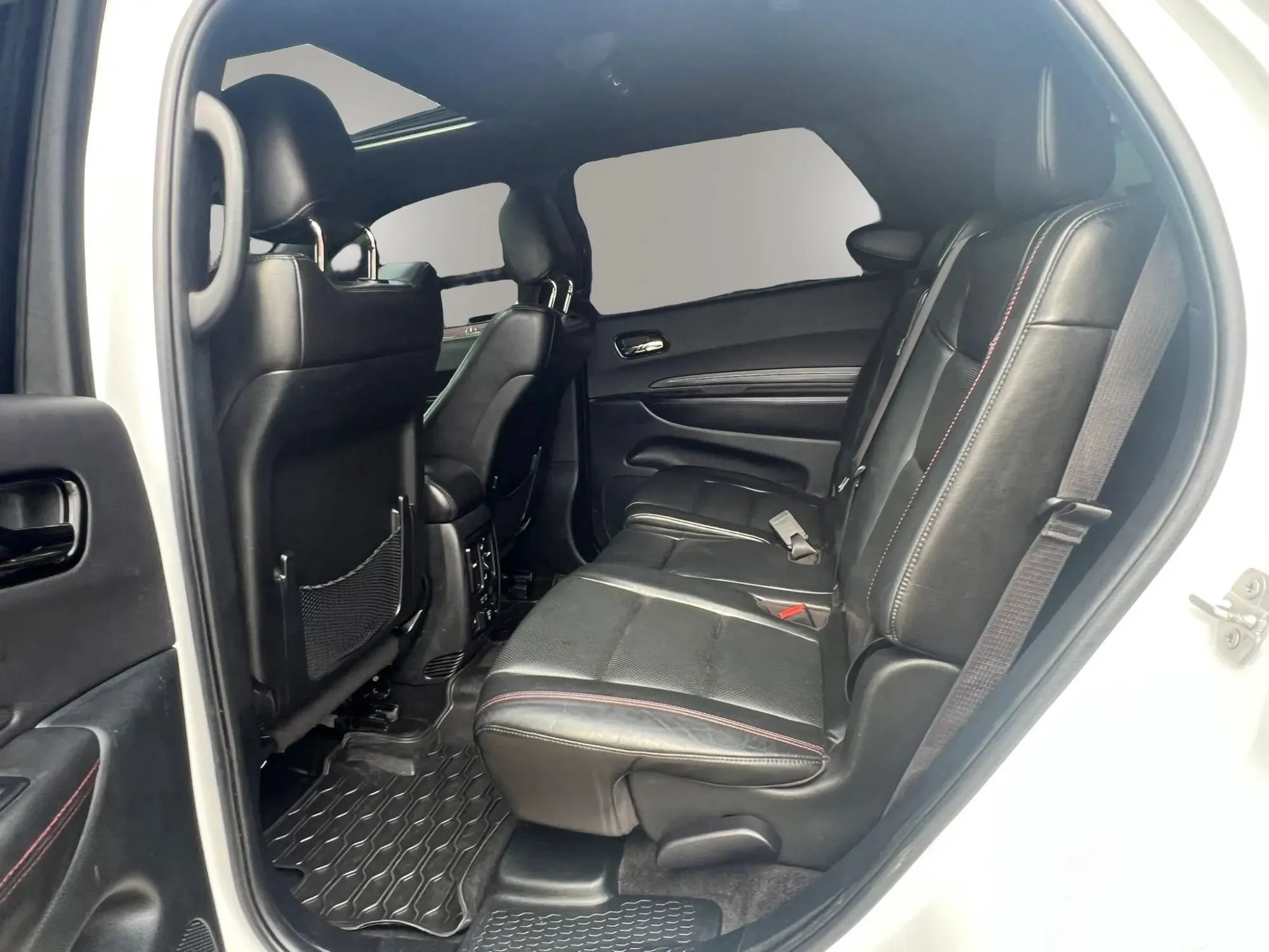 Used 2022 Dodge Durango R/T w/ Blacktop Package AWD/4WD image 29