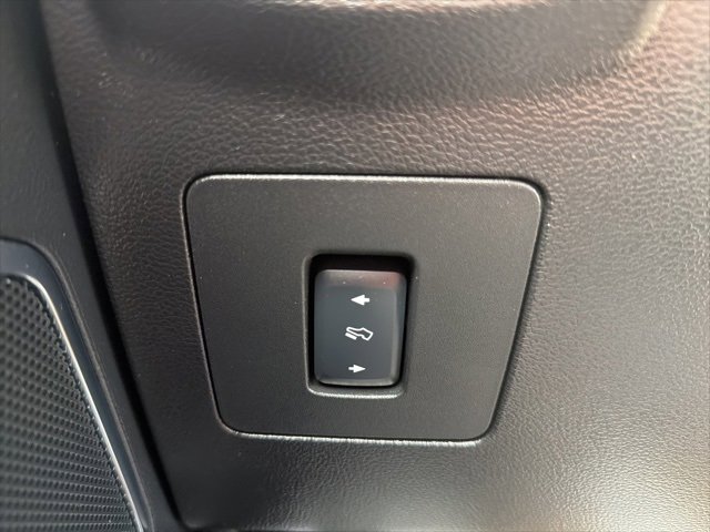 Used 2015 Ford F150 Lariat w/ Trailer Tow Package image 19