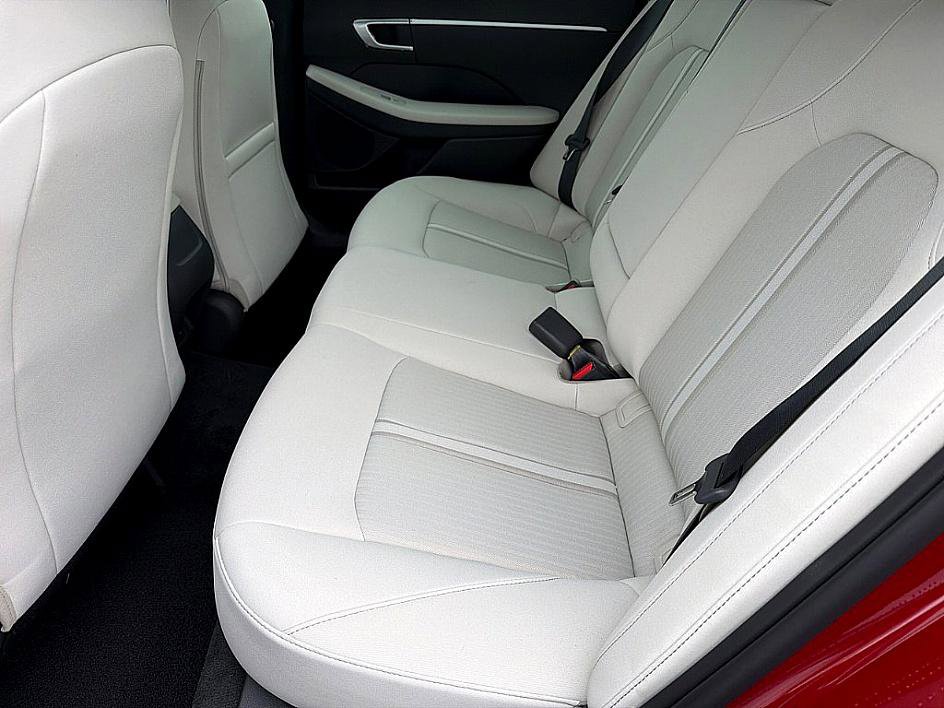 New 2026 Hyundai Sonata SEL FWD image 6