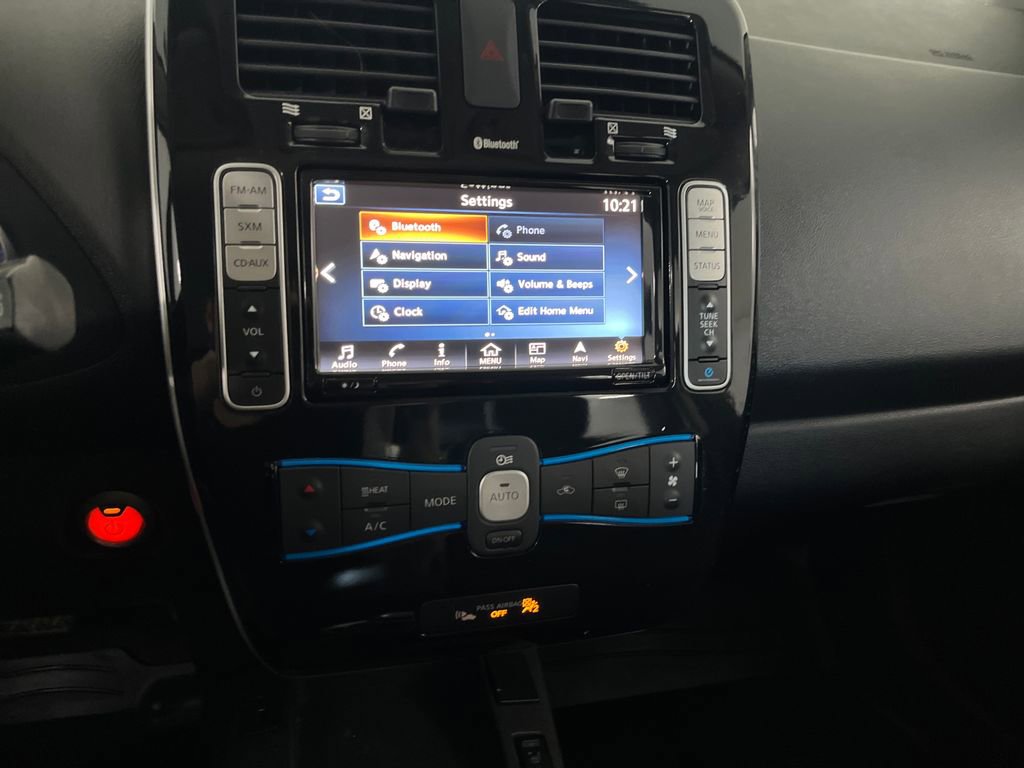 Used 2017 Nissan Leaf SV image 71