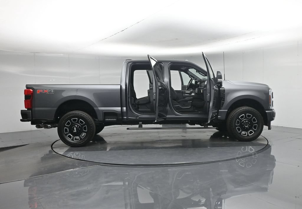 New 2026 Ford F350 Platinum AWD/4WD image 4