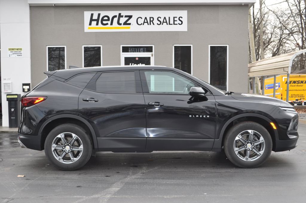 Used 2024 Chevrolet Blazer LT image 22