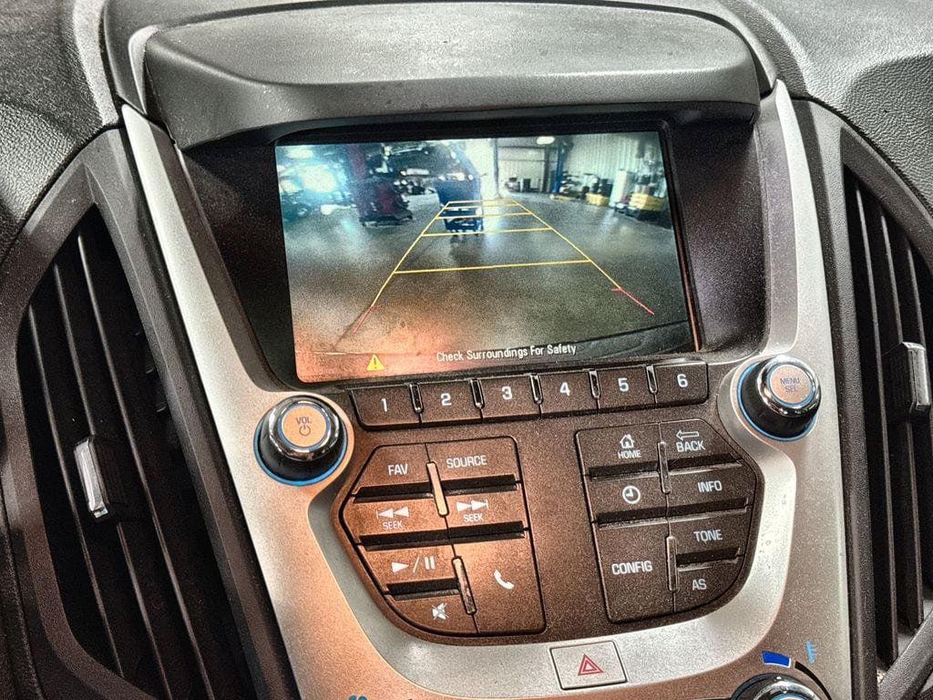 Used 2017 Chevrolet Equinox LS FWD image 8