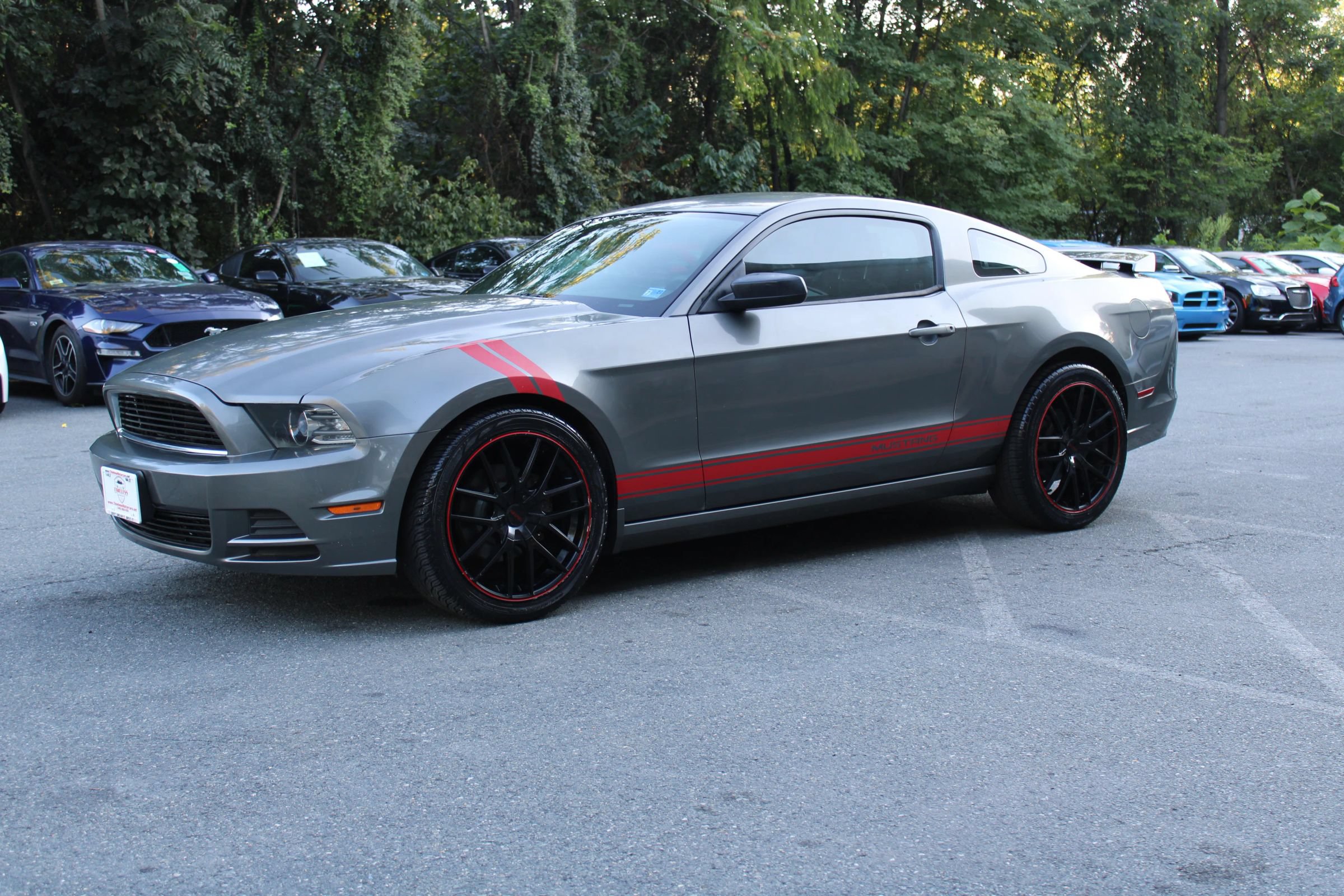 Used 2014 Ford Mustang Coupe RWD image 4