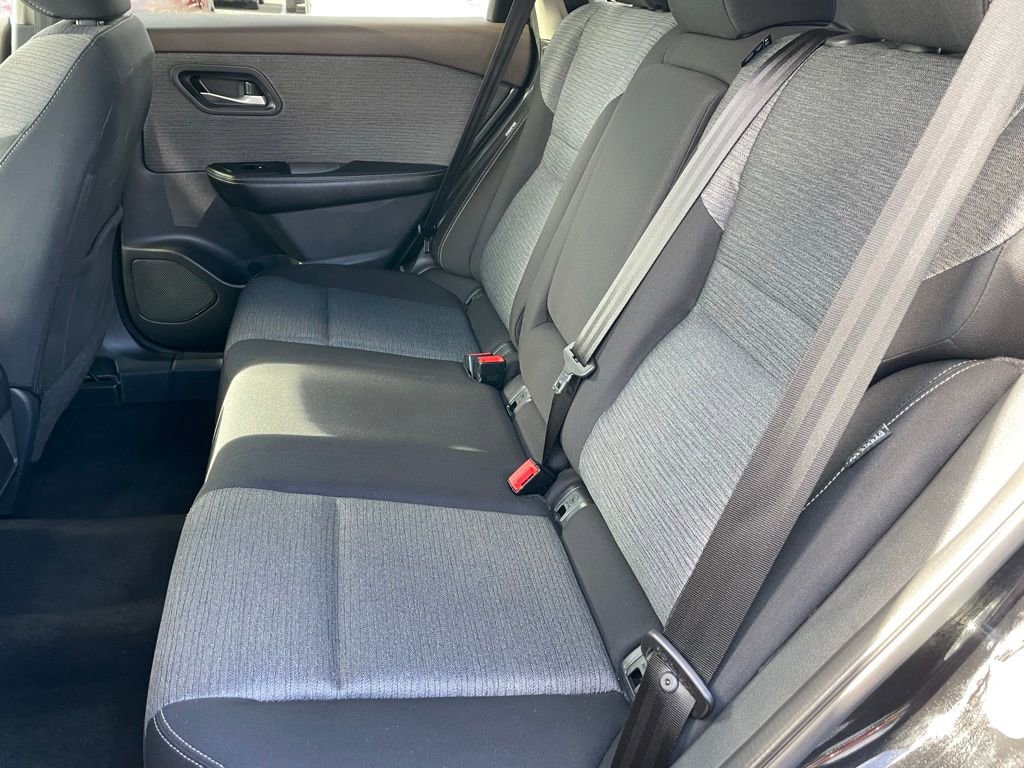 Certified 2022 Nissan Rogue SV FWD image 8