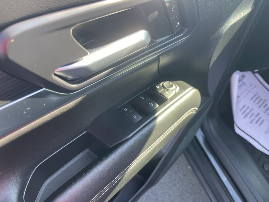 Used 2026 GMC Terrain Elevation image 18