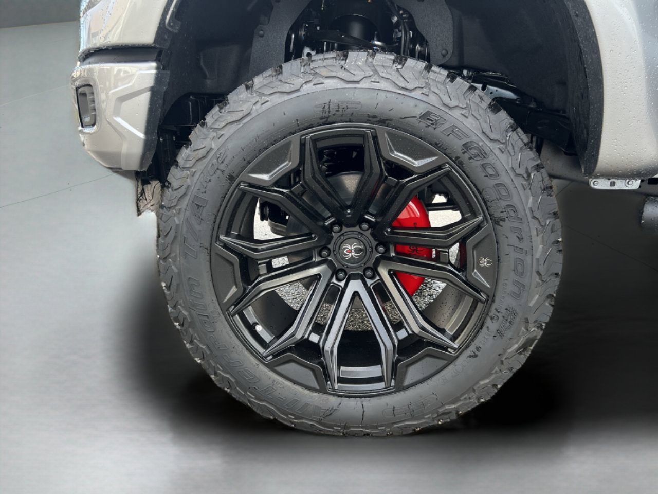 New 2025 Ford F150 XLT w/ Equipment Group 303A High image 36