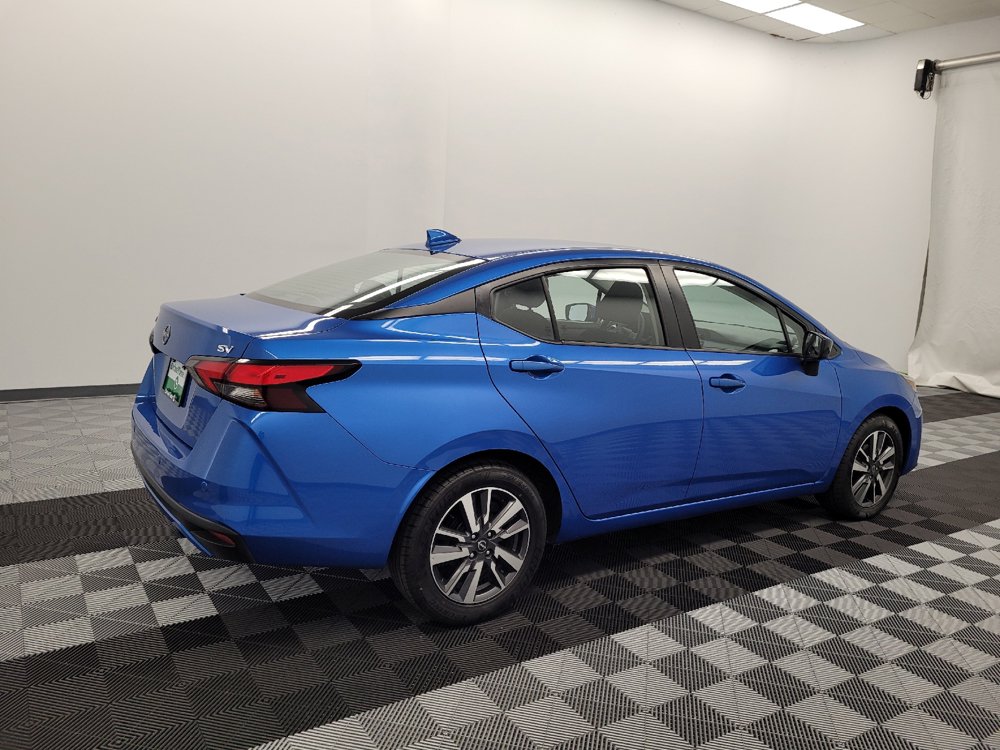 Used 2024 Nissan Versa SV FWD image 10