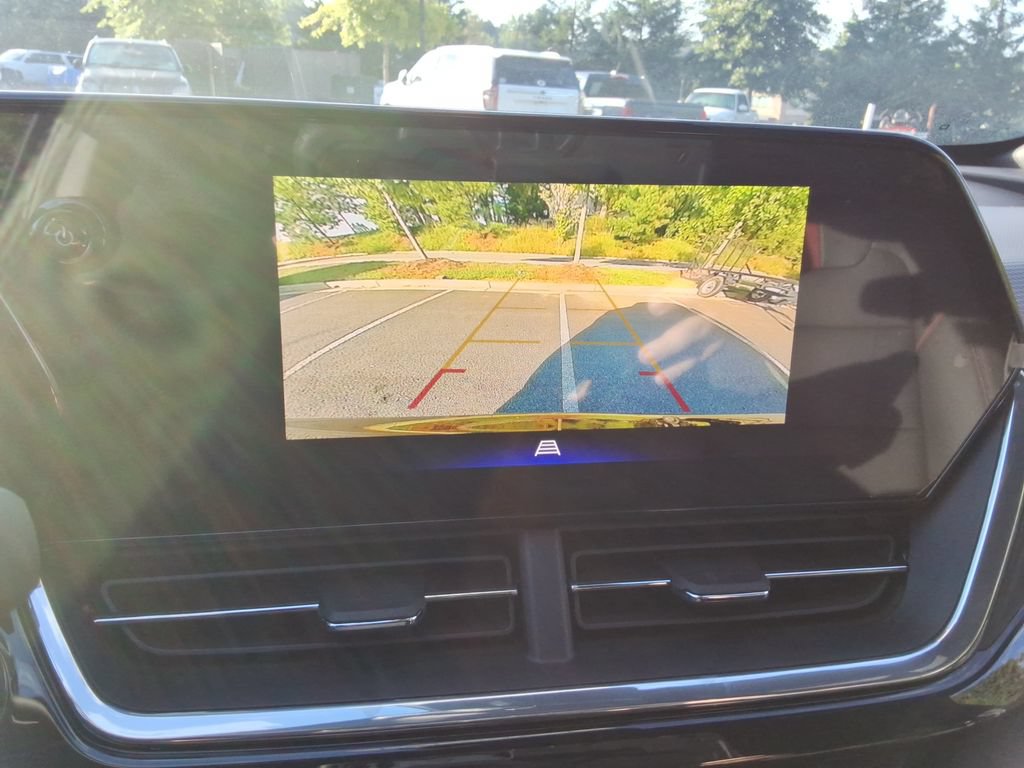 New 2026 Chevrolet Trax RS w/ Sunroof Package FWD image 29