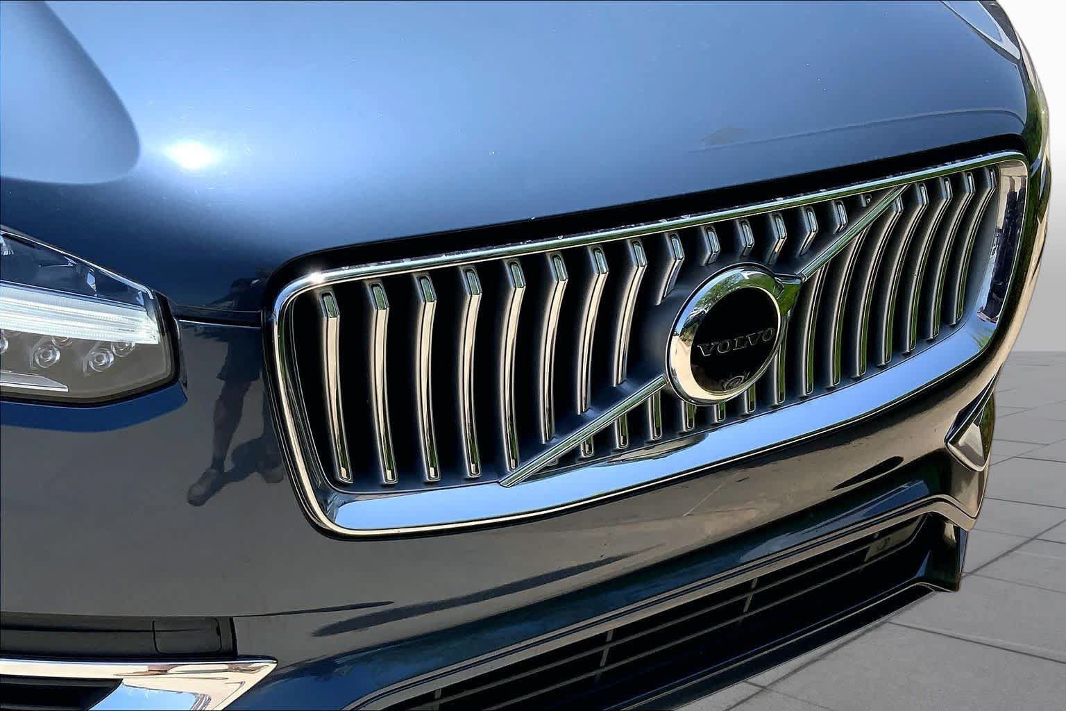 Used 2023 Volvo XC90 B6 Plus w/ Protection Package AWD/4WD image 28