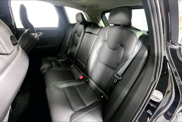 Used 2024 Volvo XC60 B5 Ultimate AWD/4WD image 26