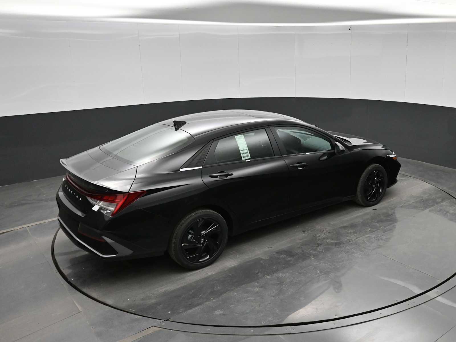 New 2026 Hyundai Elantra SEL Sport FWD image 29