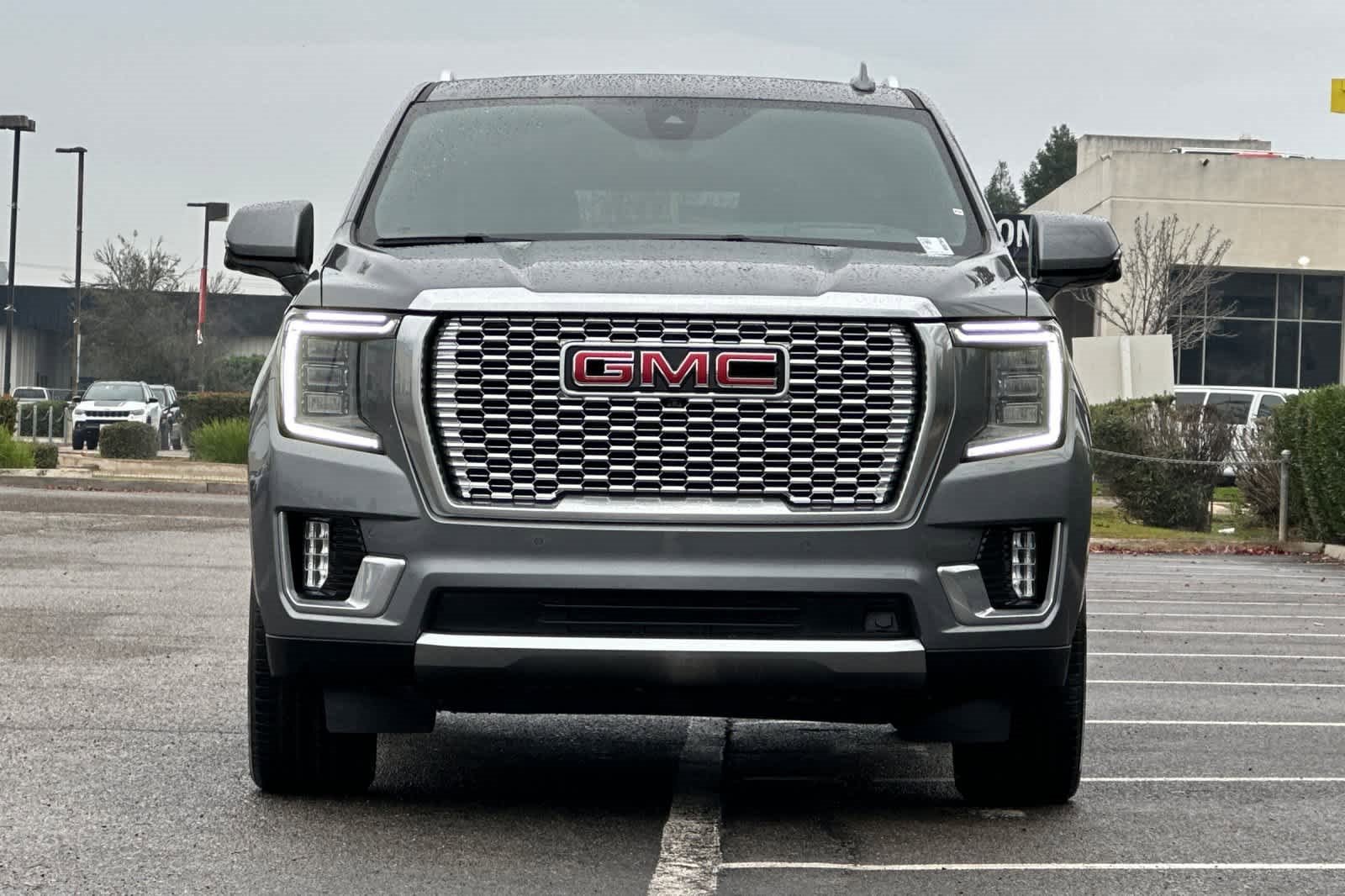 Used 2021 GMC Yukon Denali image 11