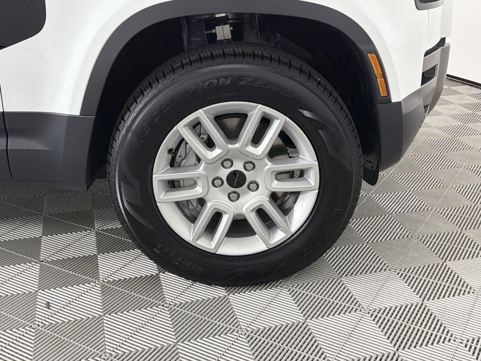 New 2026 Land Rover Defender 110 S image 36