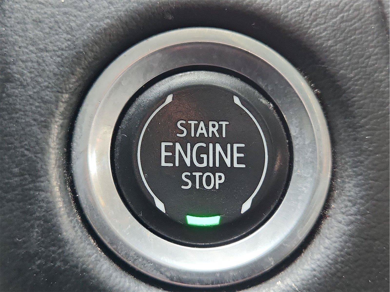 Certified 2022 Chevrolet Suburban Z71 AWD/4WD image 16