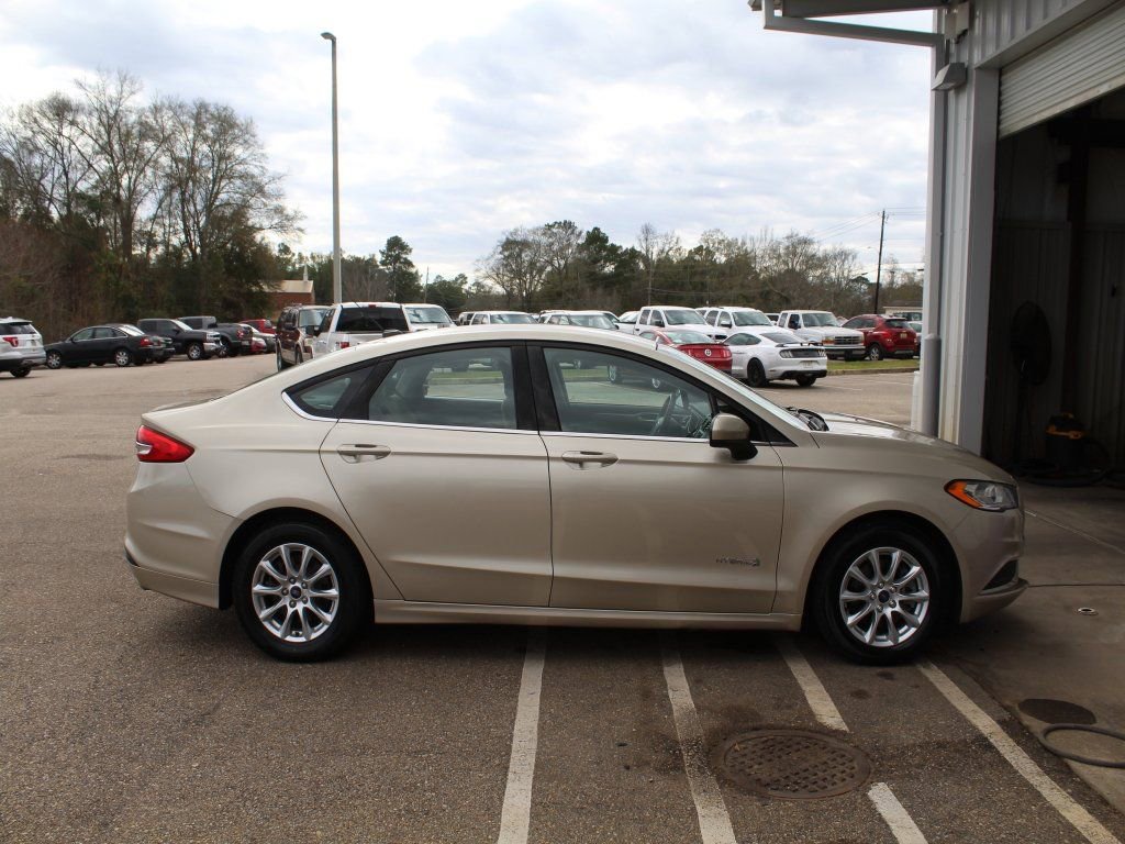 Used 2018 Ford Fusion S image 7