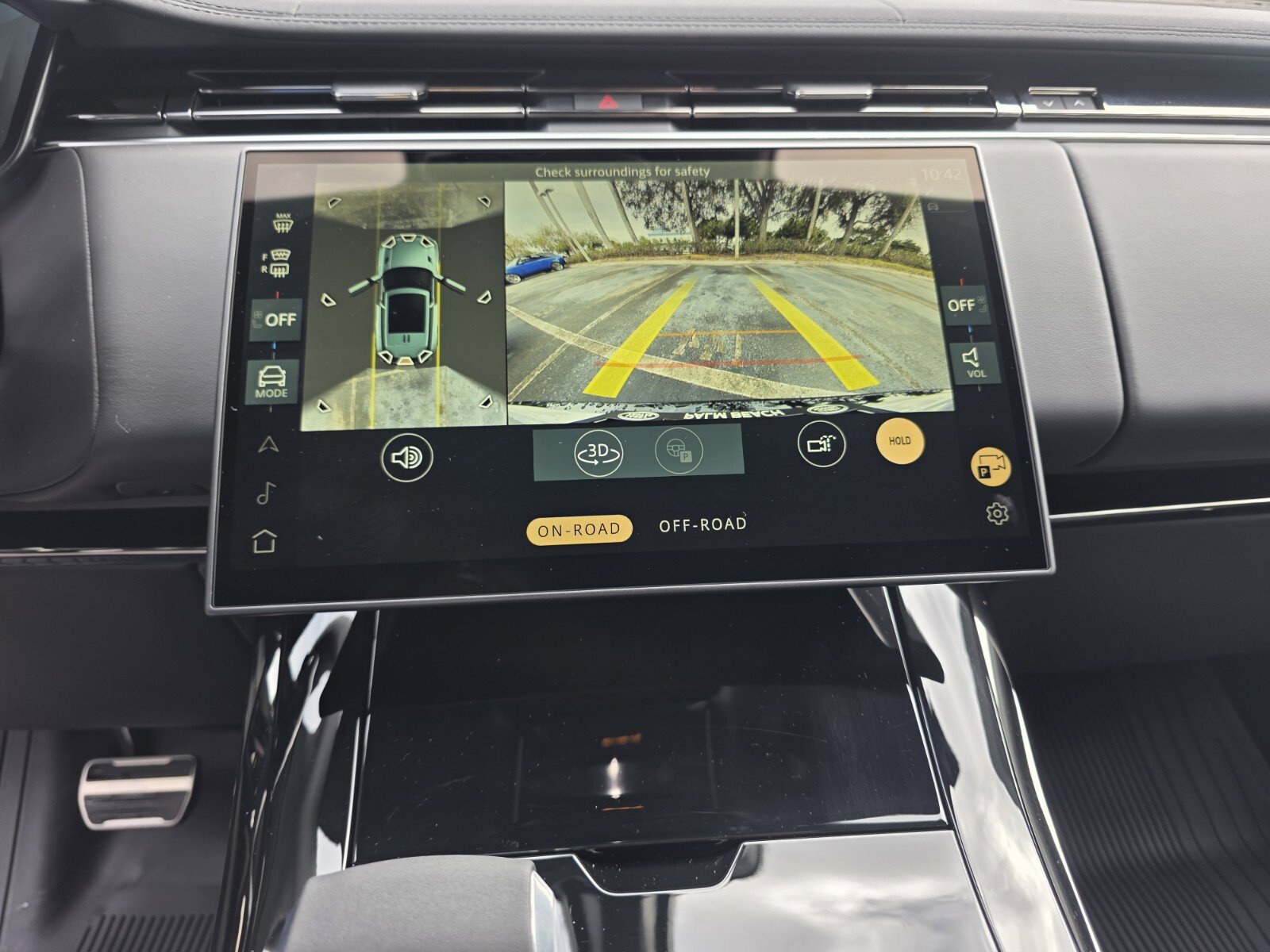 New 2026 Land Rover Range Rover Sport Dynamic SE image 15