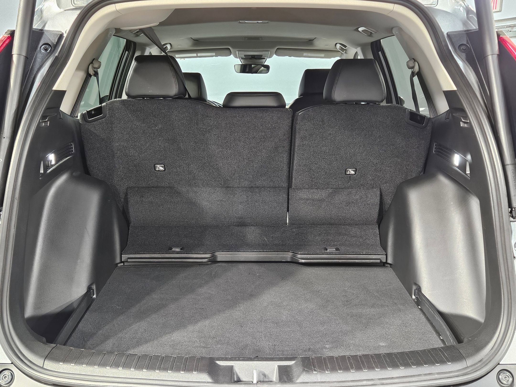 Used 2025 Honda CR-V EX-L image 18