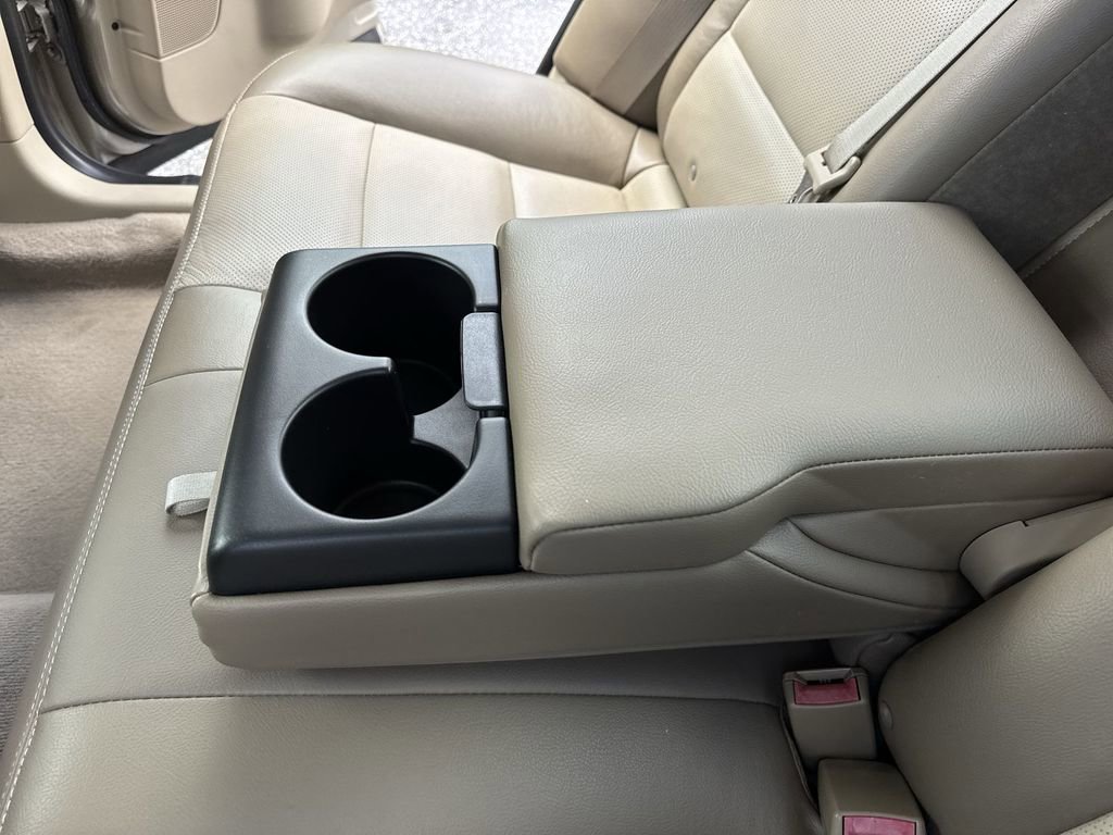 Used 2006 Mercury Montego Luxury image 38