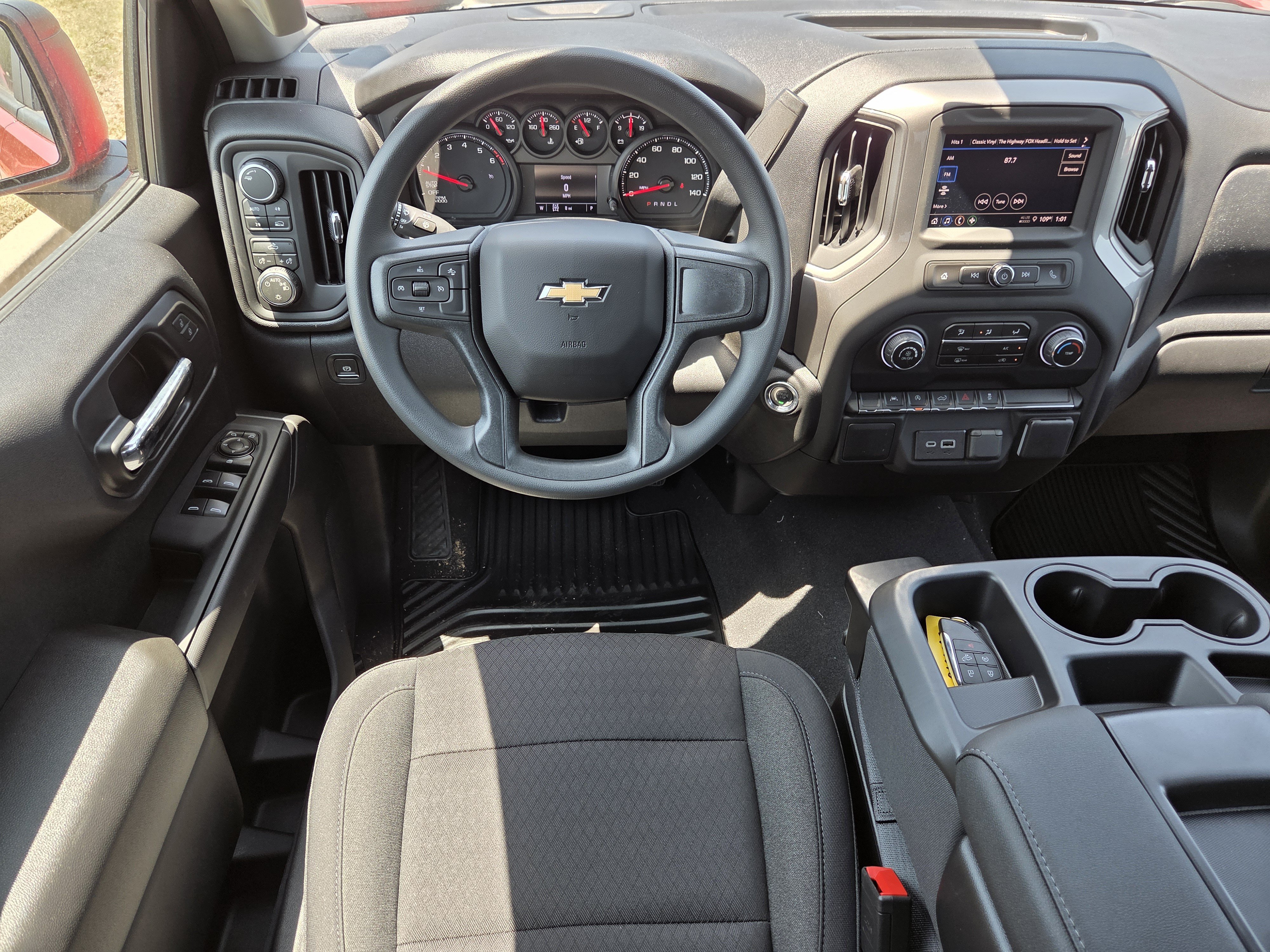 New 2026 Chevrolet Silverado 1500 Custom AWD/4WD image 7