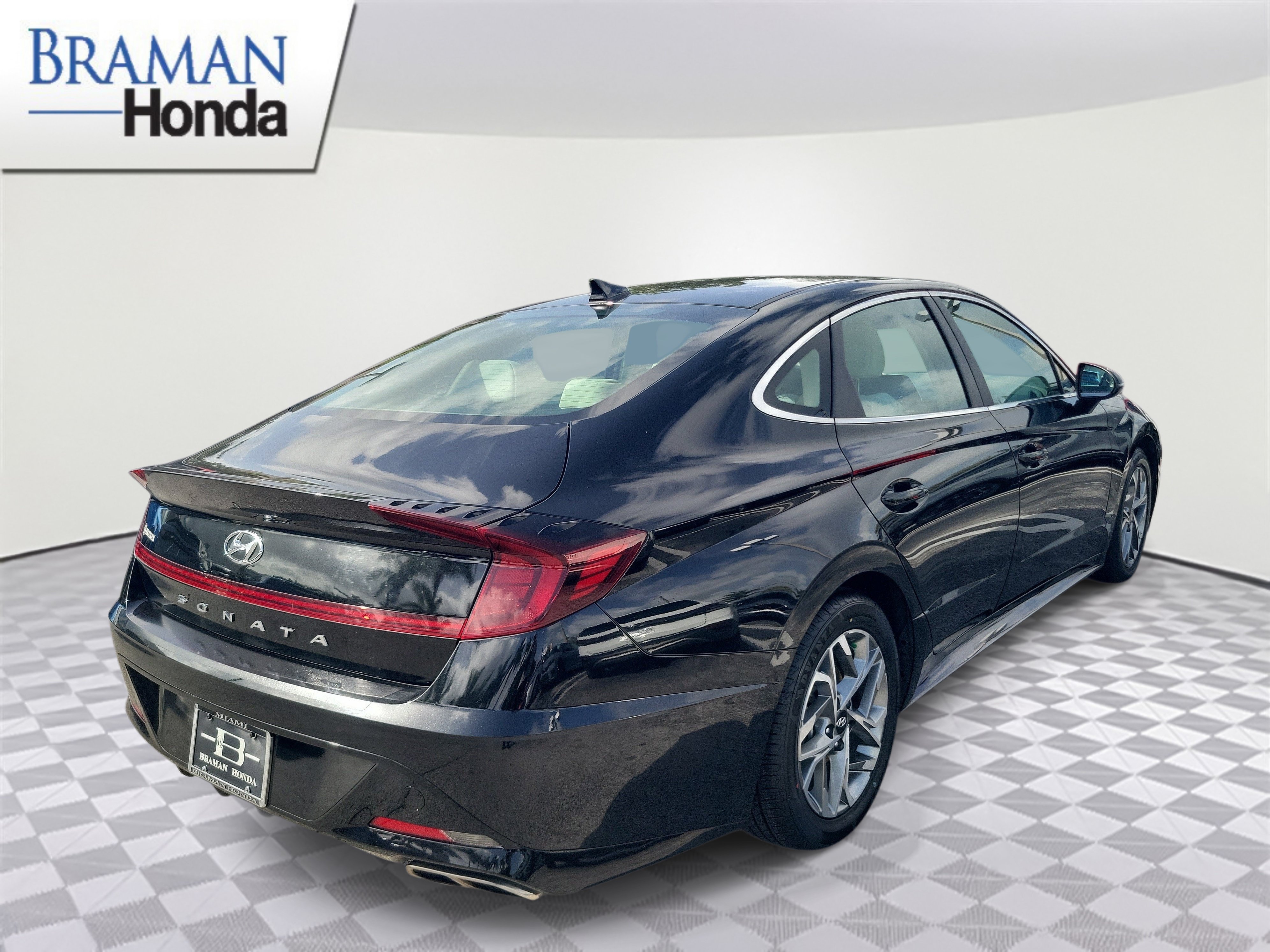 Used 2022 Hyundai Sonata SEL FWD image 3